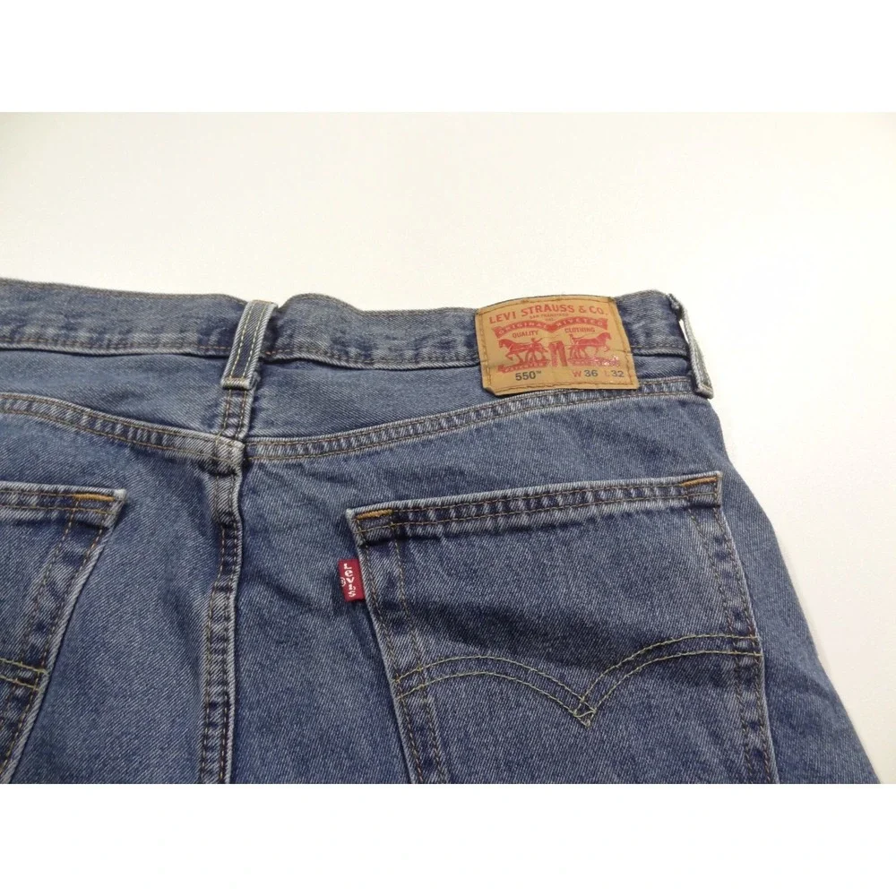 Levi's 550 Men's Jeans Size 36x32 Blue‎ Denim Relaxed Fit Levi Pants Medium Wash